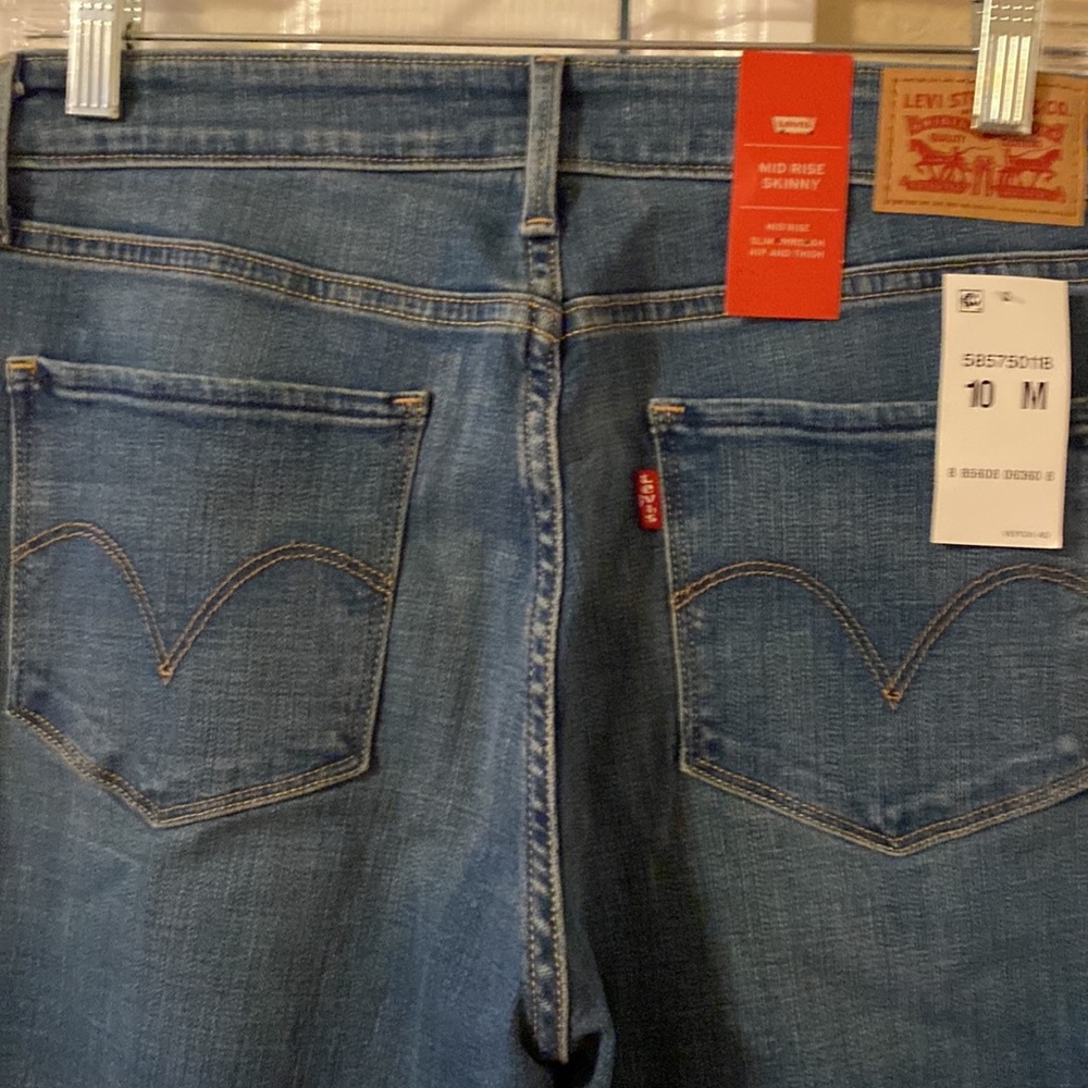 Jeans - Picture 4 of 4
